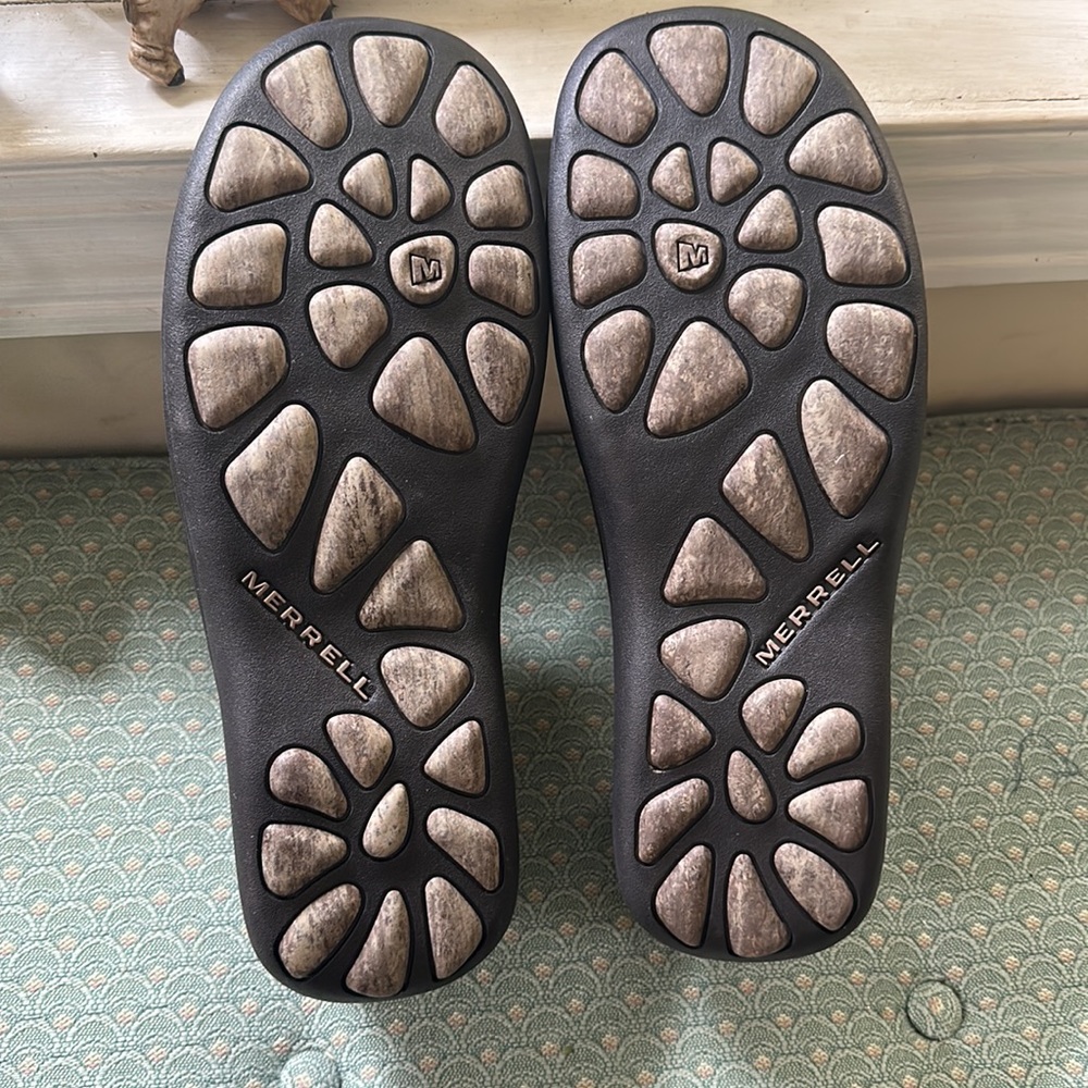 Merrell Brown Shoes - Picture 6 of 6